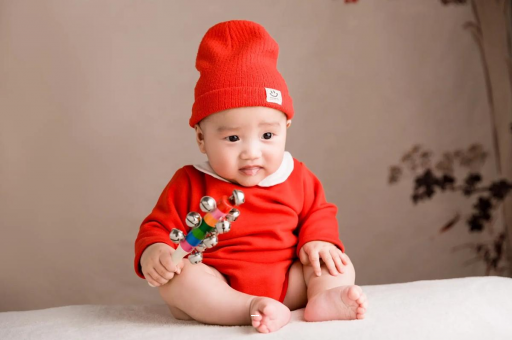 新泰怀孕初期撞到肚子